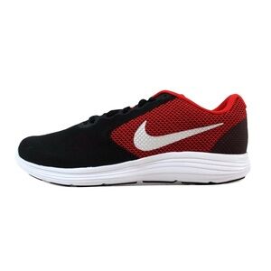 👟❤️ Nike Boys Revolution 3 Sneakers University Red / Metallic Silver Size 6.5Y
